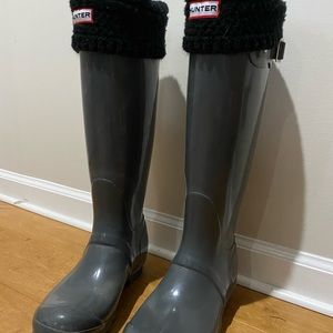 Women’s Hunter boots.